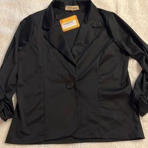 Womans suit jacket - size XL - black 3/4 length sleeves with ruching- one button